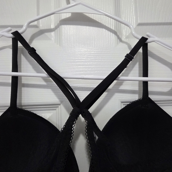 Victoria Secret No Wire Padded Demi Pullover Lace Racerback Black Bra Size Large - Picture 4 of 8